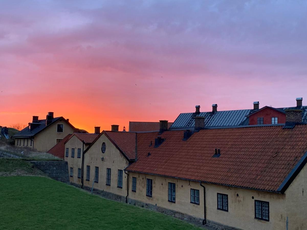 Bed and Breakfast Faestningens Варберг Экстерьер фото